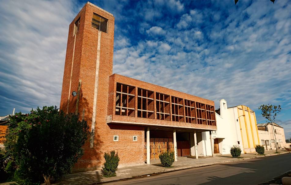 Imagem Destacada - Parroquia Nuestra Señora del Rosario de Pompeya – Bahía Blanca
