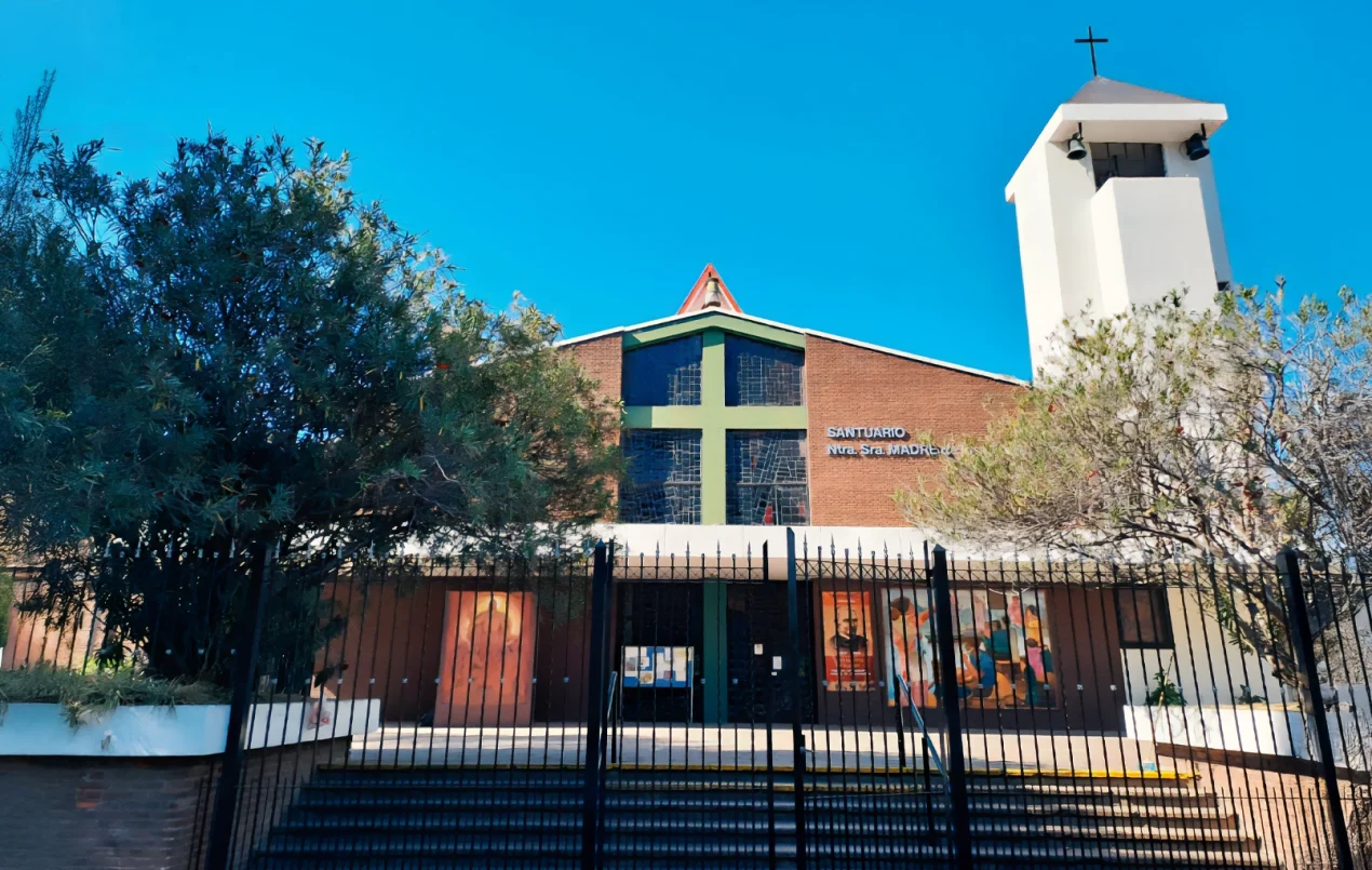 Imagem Destacada - Parroquia y Santuario Nuestra Señora Madre de los Emigrantes – Buenos Aires
