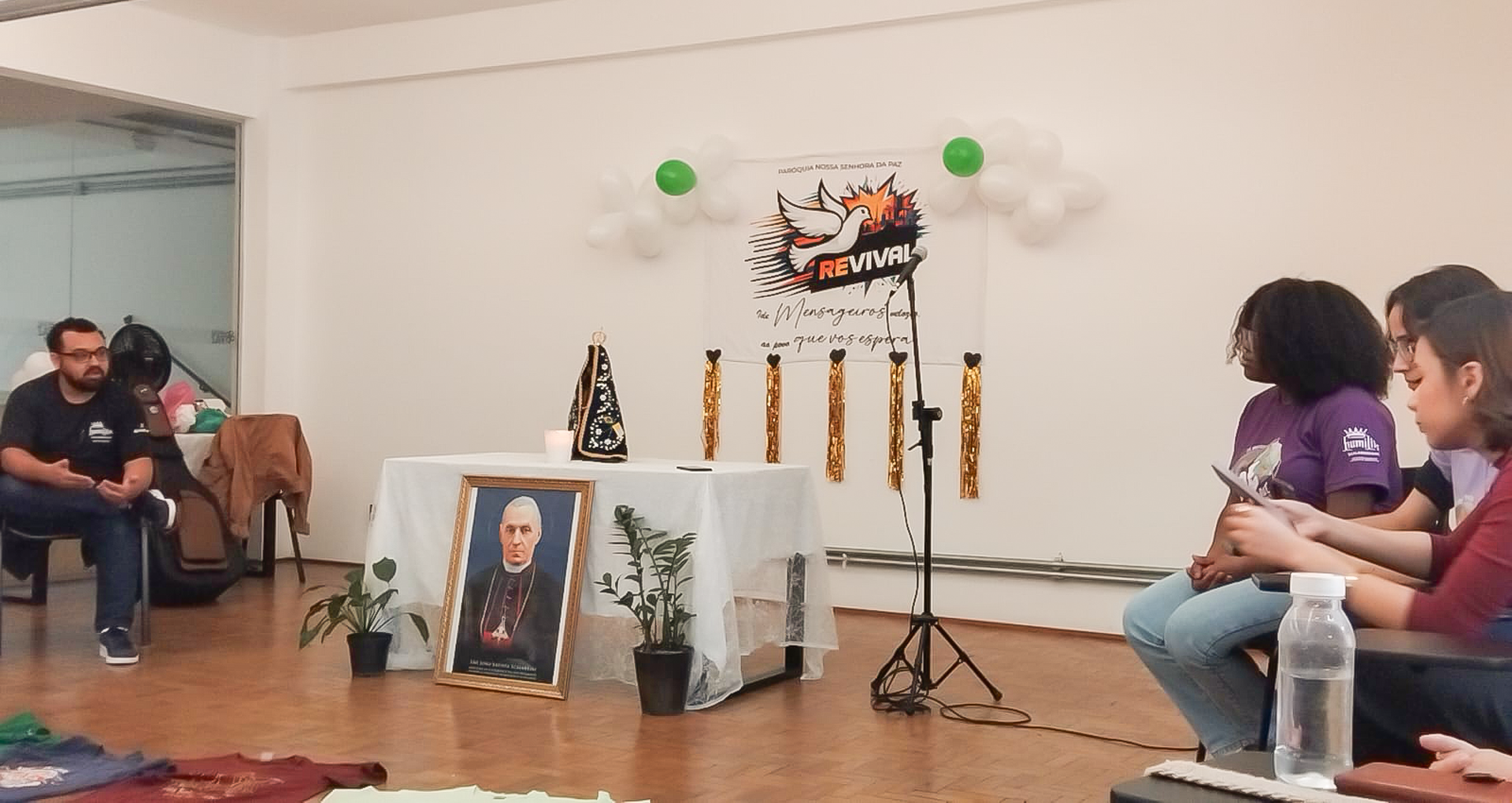 Assessores da JUVES-SP durante intercâmbio ocorrido na Missão Paz em São Paulo