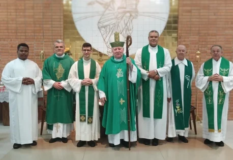 Paróquia Santa Teresinha do Menino Jesus tem novo pároco, Pe. Estêvão Maurício Atanásio, CS