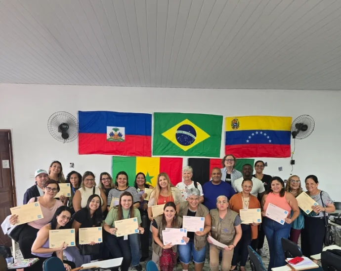 Com apoio da ACNUR, Paróquia Nossa Senhora das Graças promove formação sobre migração e refúgio