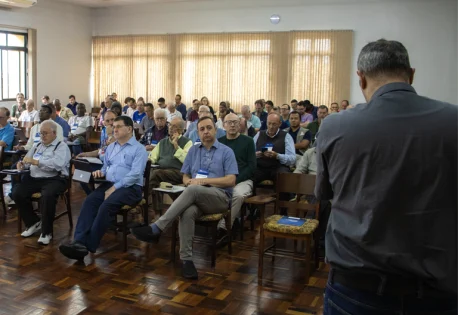 Segundo dia da 12ª Assembleia Regional aprofunda diagnóstico migratório e desafios pastorais