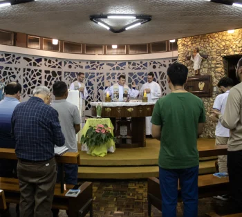 Imagem Reavivar a vocação: uma chama a ser guardada e renovada