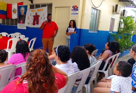 Casa do Migrante realiza ação de Páscoa com crianças e famílias em Manaus