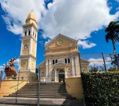 Paróquia São Pedro de Umbará celebra 90 anos de história em Curitiba