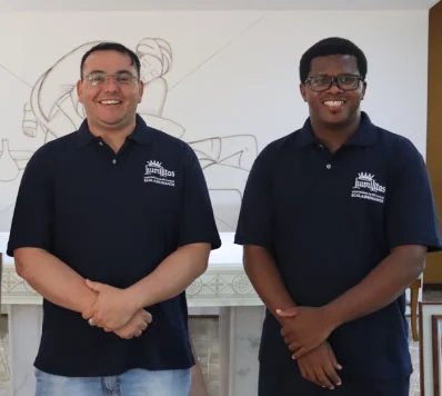 Religiosos Scalabrinianos Jeovane Motta Boeira e Theophile Niyonsenga serão ordenados diáconos