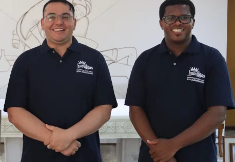 Religiosos Scalabrinianos Jeovane Motta Boeira e Theophile Niyonsenga serão ordenados diáconos