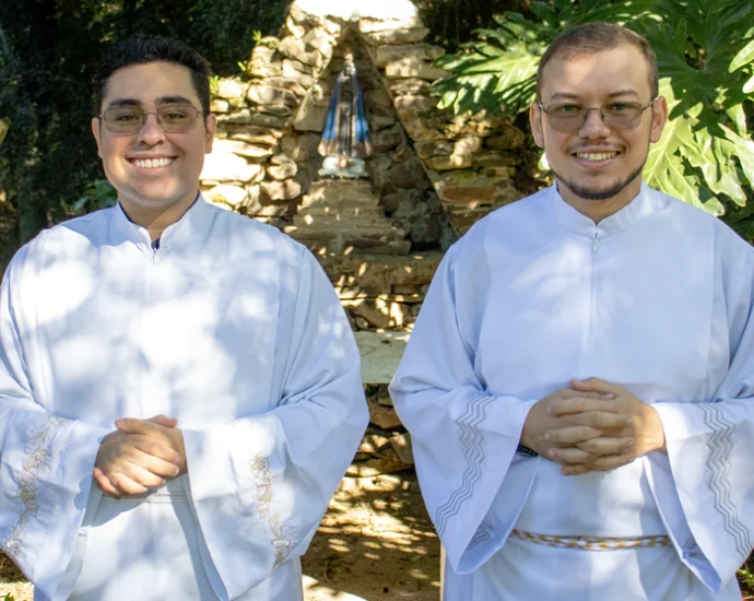 Noviços Scalabrinianos realizam primeira profissão religiosa no Rio Grande do Sul