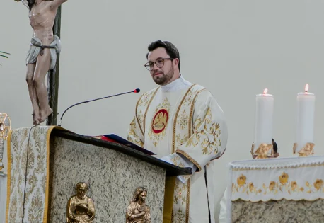 “Faça-se em mim segundo a tua palavra” (Lc 1,38): Diácono Ortiz Carboni será ordenado presbítero em Sarandi
