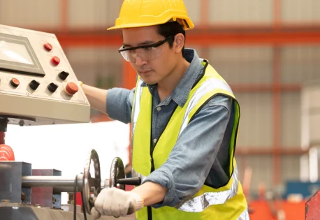 Brasil registra aumento de autorizações de trabalho para profissionais chineses