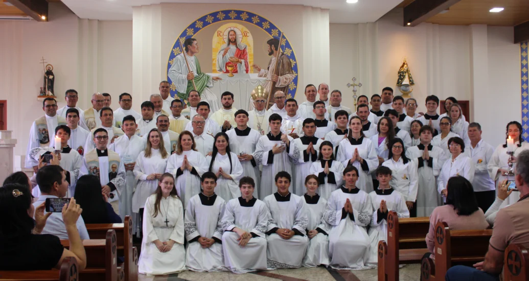 Missionário por Vocação: Religioso Scalabriniano Leandro Ramírez Ortigoza é ordenado presbítero no Paraguai Missionário por Vocação: Religioso Scalabriniano Leandro Ramírez Ortigoza é ordenado presbítero no Paraguai