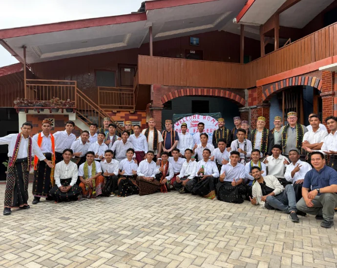 Conselho de Congregação dos Missionários Scalabrinianos realiza visita aos seminários na Indonésia